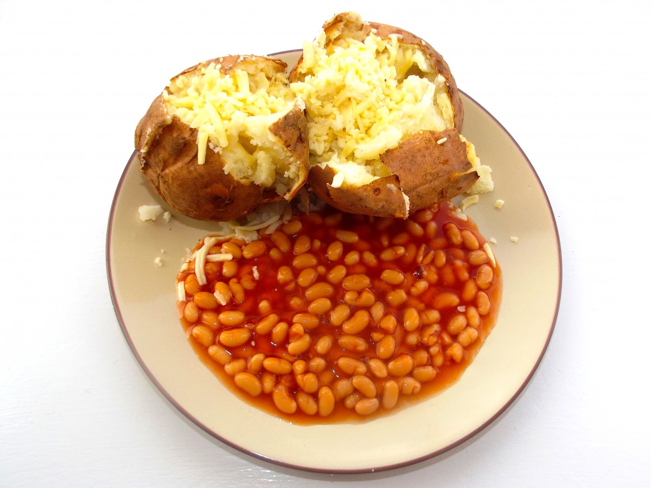 Roasted jacket potato with baked beans