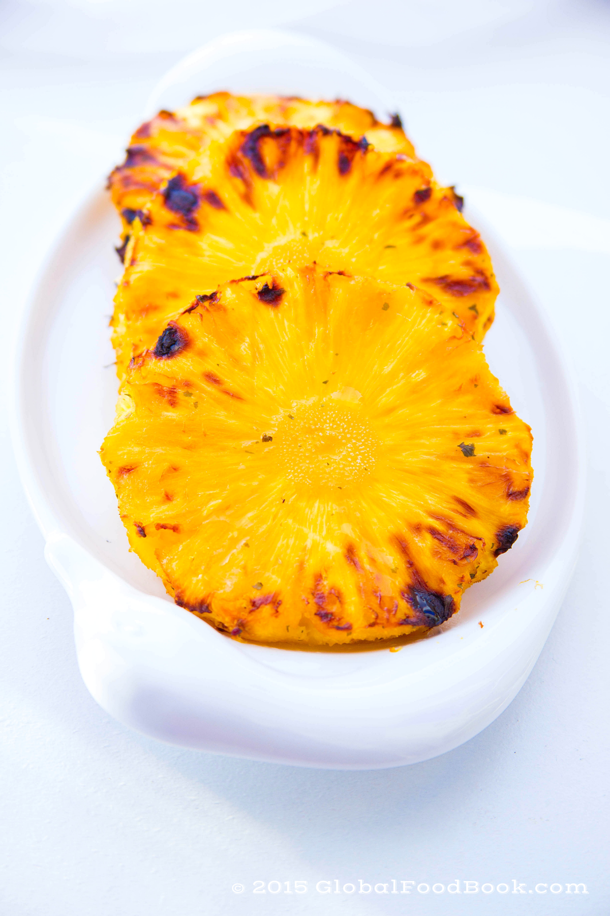 HONEY GRILLED PINEAPPLES